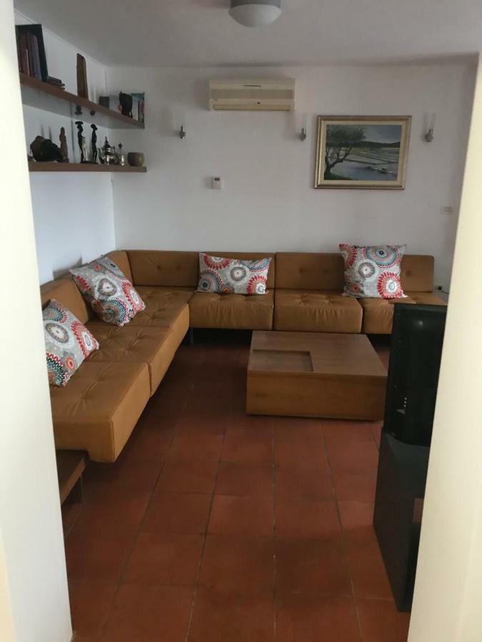 Maeli Apartment 路次亚 外观 照片